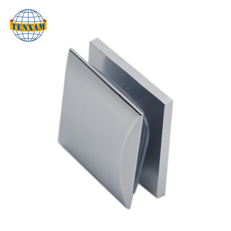 Ein Loch mit 0 Grad Fixierungsklemme abgebrochen