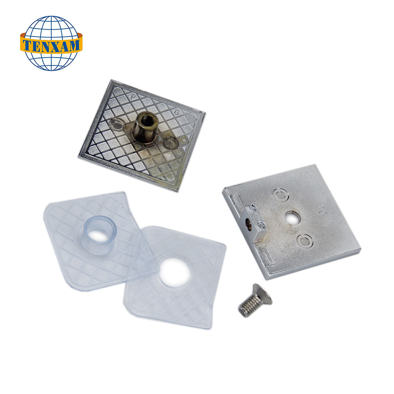 Ein Loch mit 0 Grad Fixierungsklemme abgebrochen