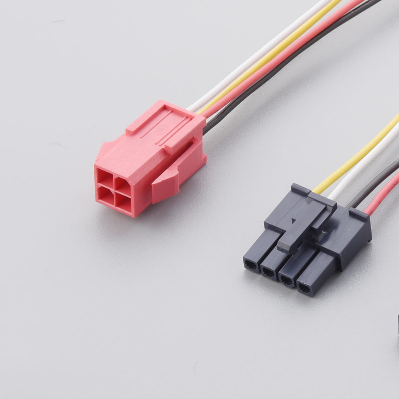 Mikro-Fit-Molex 4.2 Doppeler Frauen 469930420 Leichter Stecker Unterhaltungsverbraucher Elektronischer Kabelbaumkunstkupferdrahtanpassung gemacht