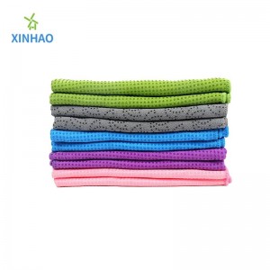 Eine Vielzahl von Farben Mikrofaser-Schweiß-absorbierender Yoga-Handtuch-Großhandel, PVC Silicon Point Anti-Rutsch-Haut-freundlich, geeignet für Fitness, Yoga, Pilates, High-Temperature-Yoga