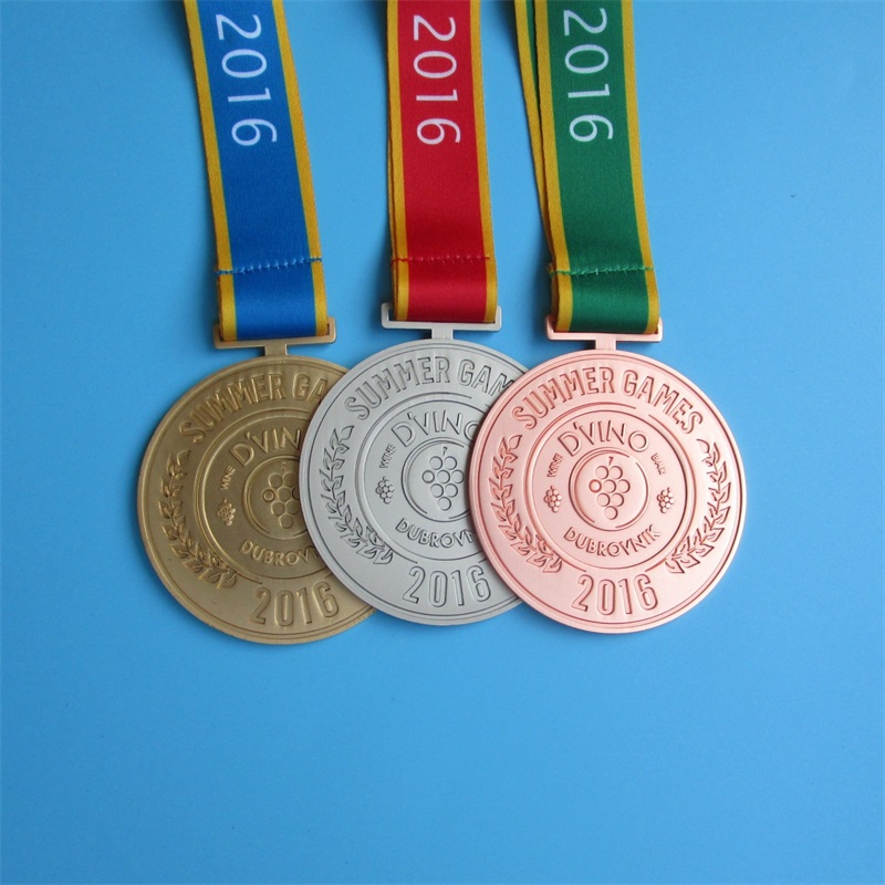 Custom Logo Award -Medaillen mit bandplattiertem Gold Silber Bronze Radfahren Running Marathon Metall Sports Metallmedaillen