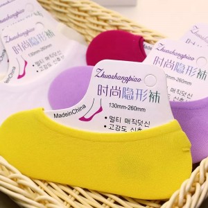 Sommer dünnes farbenfrohes Mädchen unsichtbare Slipper Socken Großhandel Ladies Boot Mesh Socken für Frauen