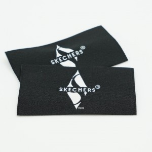 Großhandel Kleidungsstücke Designs Custom Logo Kleidung Hemd Tags Kleidungsstücke Baumwollmarke Labels Kleidung gewebtes Label umweltfreundlich