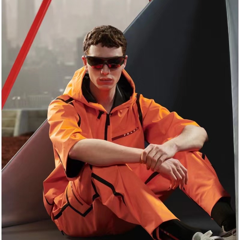 Prada/technology Faserkleidung