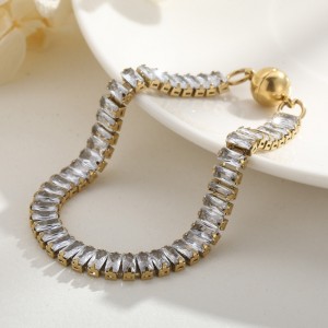 Europa und die United States Trend Titanium Stahlquadrat Zirkon in Windhand Ornamente Edelstahl Klauenstein Einreihe Diamant Frauen Magnet Schnalle Armband