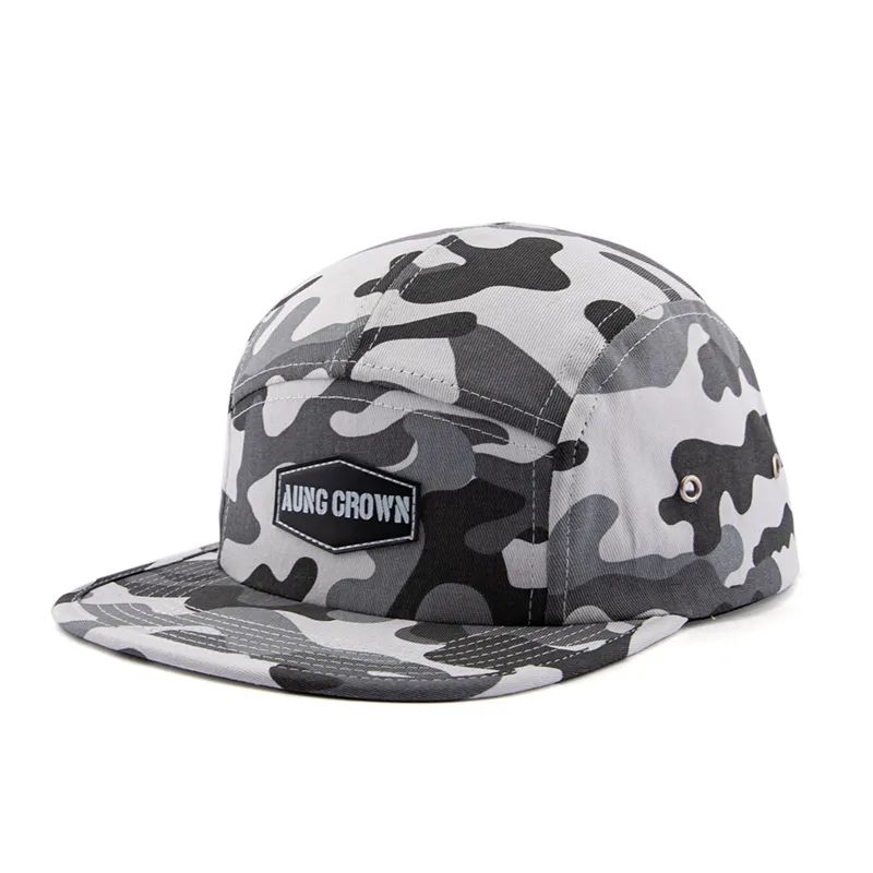 Benutzerdefinierte hochwertige komfortable Flachrand Snapback Caps Kinder 5 Panel Camp Hut mit Leder Patch