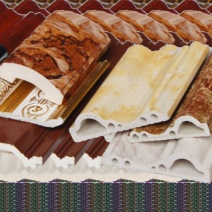 Kunststoff -Extrusionsform mit Fensterkante