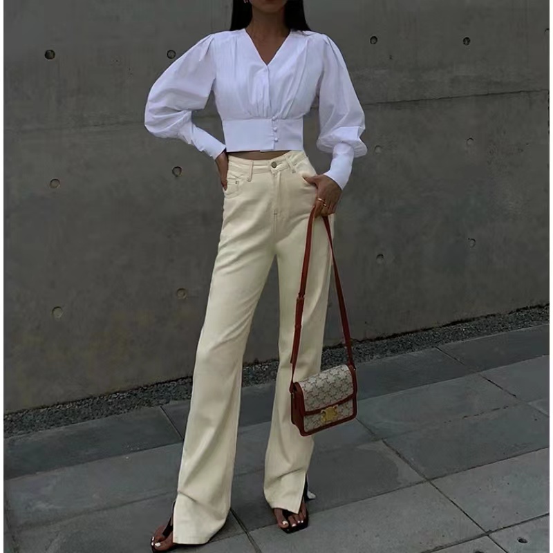 Weißes V-Ausschnitt Longärmed Hemd weibliche Design Sinn Nische Neues dünnes Laternenhülle Top