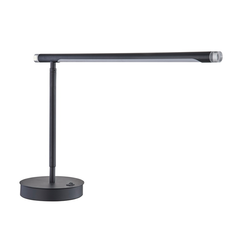 Marriott Verstellbare LED -Schreibtischlampe mit mattem schwarzem Finish und A on/off Rocker Switch im Hotel Gästezimmer