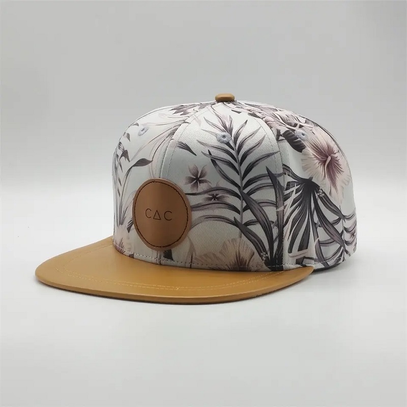 Passen Sie Print -Snapback -Hüte an, Digitaldruck flacher Krempe, Leder -Patch -Logo -Schnapphüten der Logo -Logo