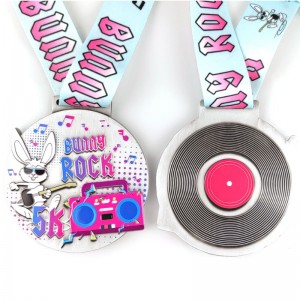 Benutzerdefinierte Rennmedaillen mit 10k Medaillen Sport Challenge Medaillen Marathon Finisher Medaillen