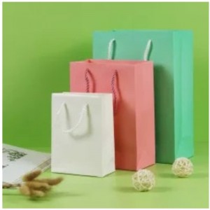 Rosa Kraftpapierbeutel