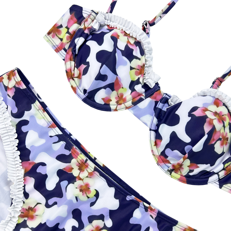 Floral gekräuselte unregelmäßige Bikini-Set zweiteiliger Badeanzug