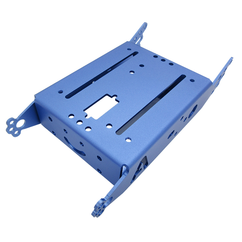 Benutzerdefinierte Verarbeitung von Aluminiumlegierungsblechteilen mit anodiertem Finish.