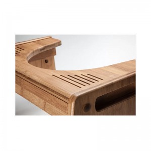 Bambus -Badezimmer -Toilettenhocker