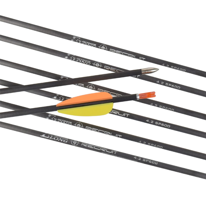 CX-7 ID4,2-mm-Pfeile aus reinem Carbon mit 2\„Fahne für Bogenschützenschießen