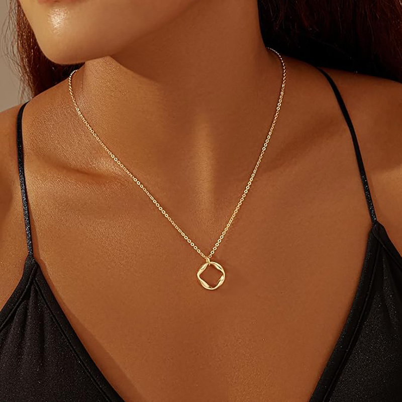 Minimalistisches Doppelzimmer-Layer-Halskette, 4 Karat Gold, versilbert, trendige Kreis-Büroklammer-Kettenanhänger-Choker-Halskette, schlichtes Gold-Diamant-Kreuz-Schleifen-Schmuckset, Geschenke für Frauen