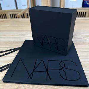 Schwarze Luxe-Faltbox & Taschenset