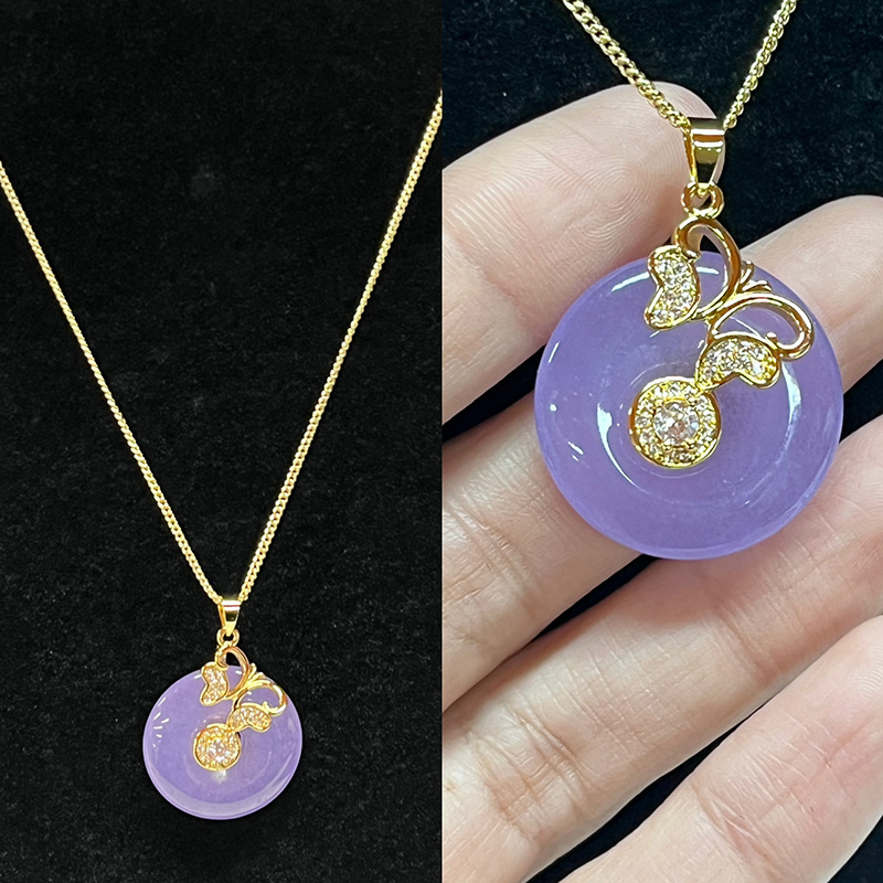 Lavendel Serenity Jade und Gold Kirschblüten -Anhänger Halskette mit kubischer Zirkonia