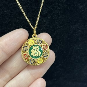 Traditionelles chinesisches Gold-Plattierte glückliche Anhängerkette mit Fu -Charakter und mehrfarbiger Emaille Segen für Reichtum und Glück