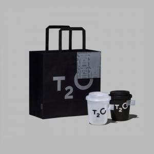 Lebendige Luxus -Papier -Geschenktüte