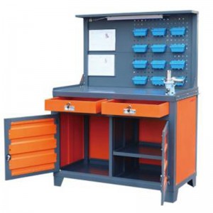 Lampe  -Stilwerkzeugschrank