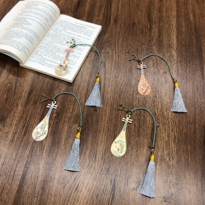 Pipa-geformtes Lesezeichen