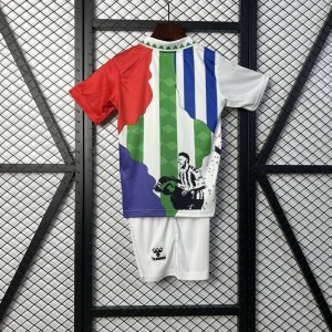 25/26 Kinder Real Betis Special Edition