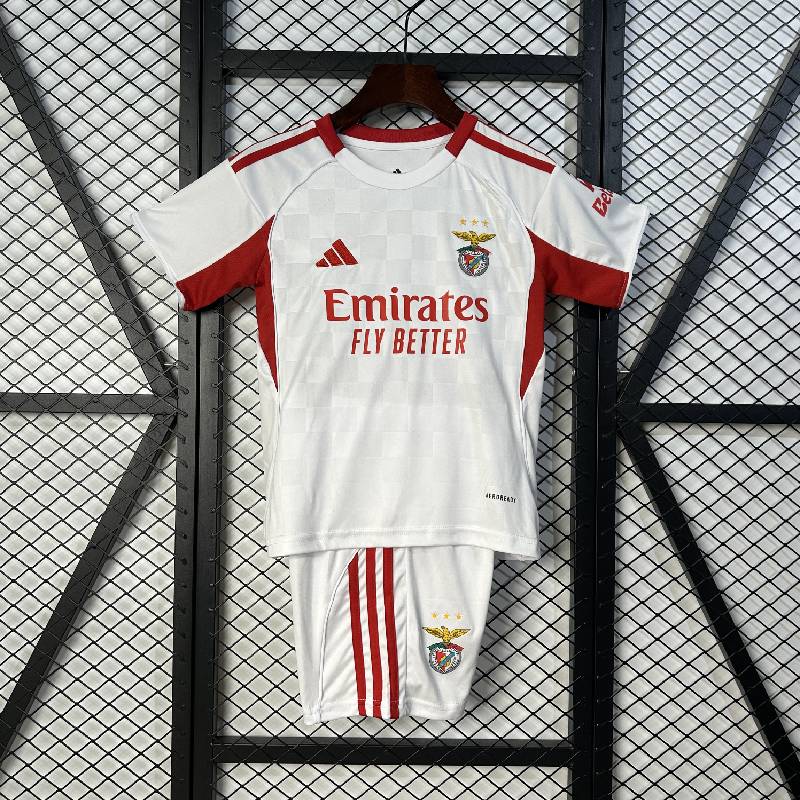 25/26 Kinder Benfica dritte Auswärtsspielgröße: 16-28