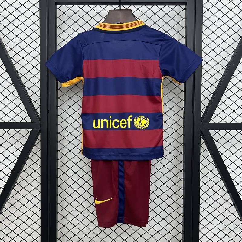 Kinder Barcelona 15/16 Hausgröße: 16-28