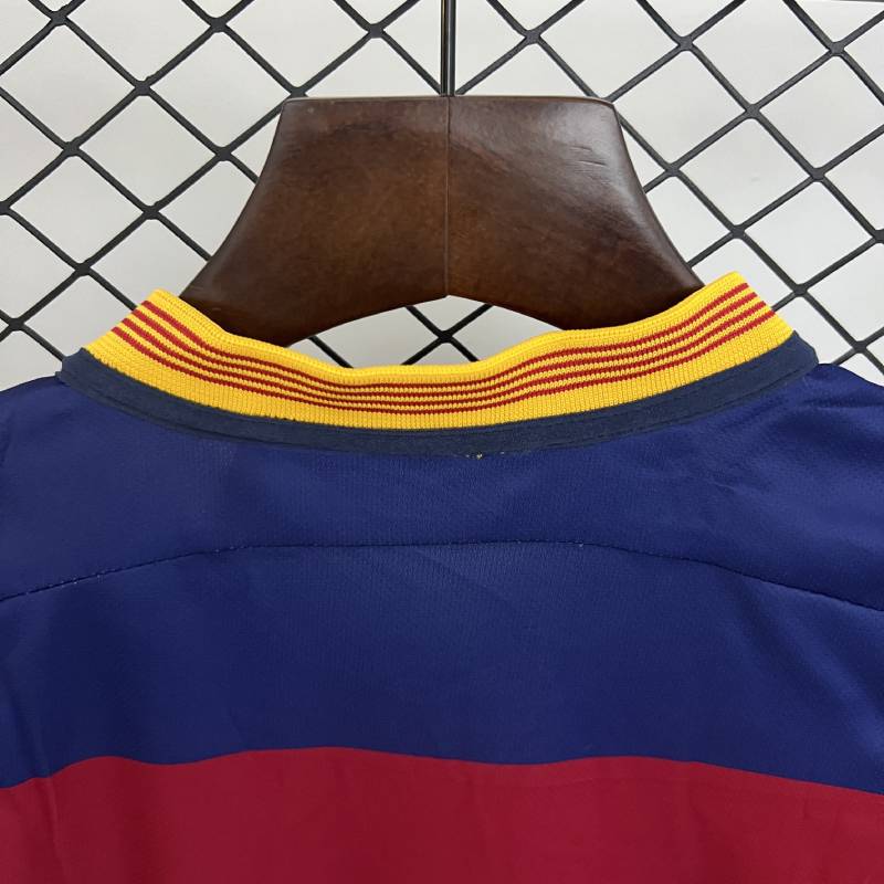 Kinder Barcelona 15/16 Hausgröße: 16-28