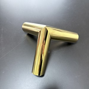 Zotye Edelstahl Gold elektropliert dreieckig drei-dimensionale Hohlständerverzierung